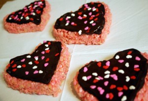 Heart Shaped Valentines Day Rice Crispie Treats