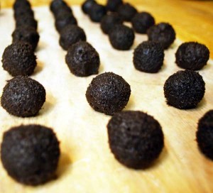 Hand Rolled Truffle Balls Hand Rolled Truffle Balls