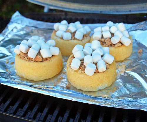 Grilled S'mores Cakes