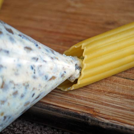 Filling Manicotti using Storage Bag