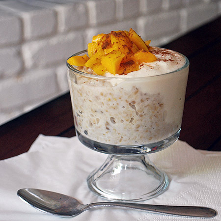 Yogurt, Oats, and Mango Breakfast Treat 