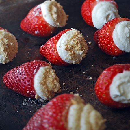 Strawberry Cheesecake Bites for Valentine's Day